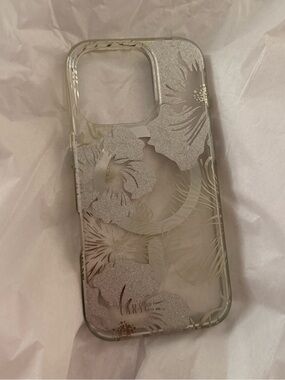 Carson & Quinn Clear Floral Glitter iPhone 16 pro Case - Silver Accent